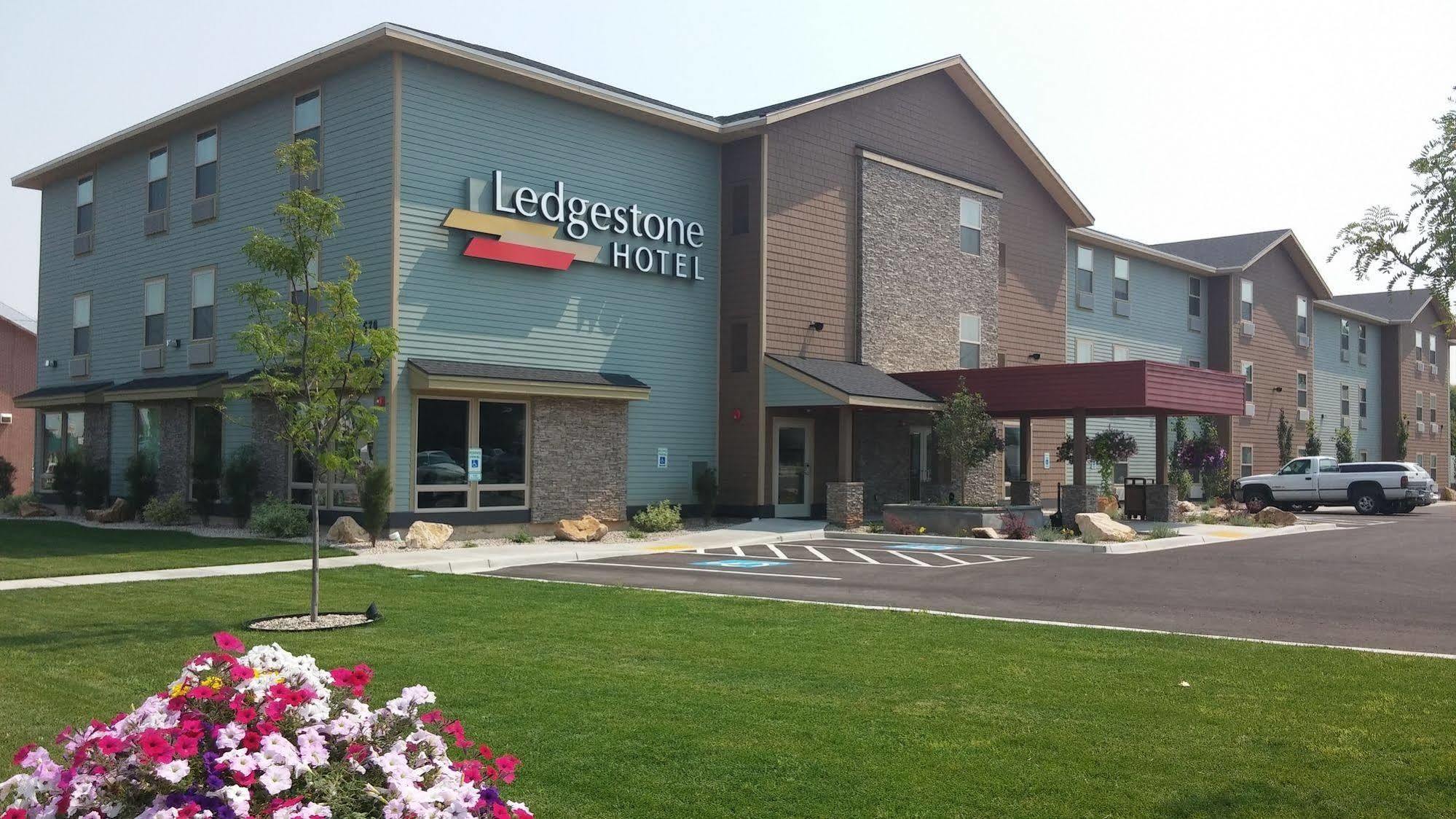 Ledgestone Hotel Vernal Exteriér fotografie